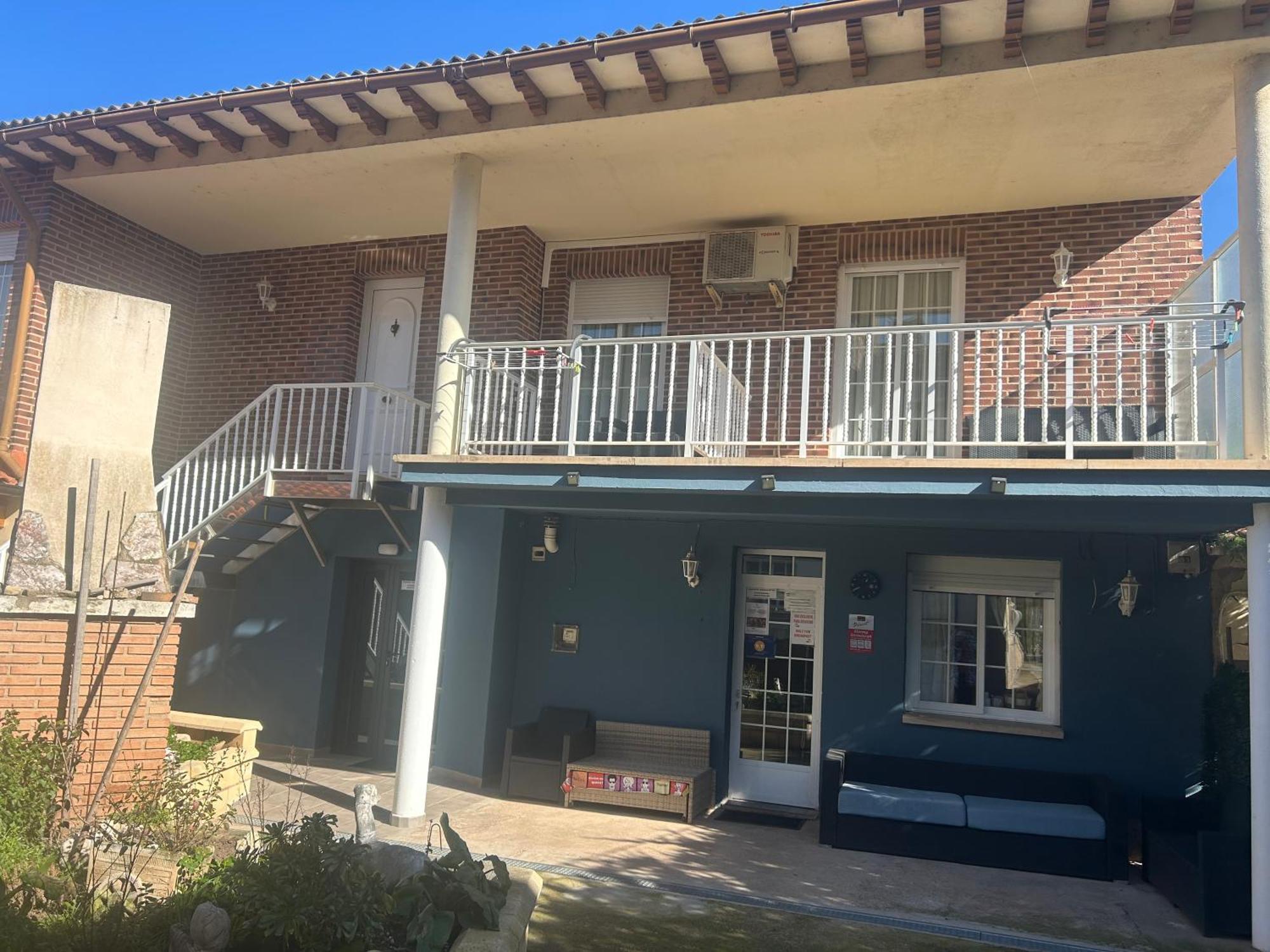 Pension Jauja Alesanco Exterior photo